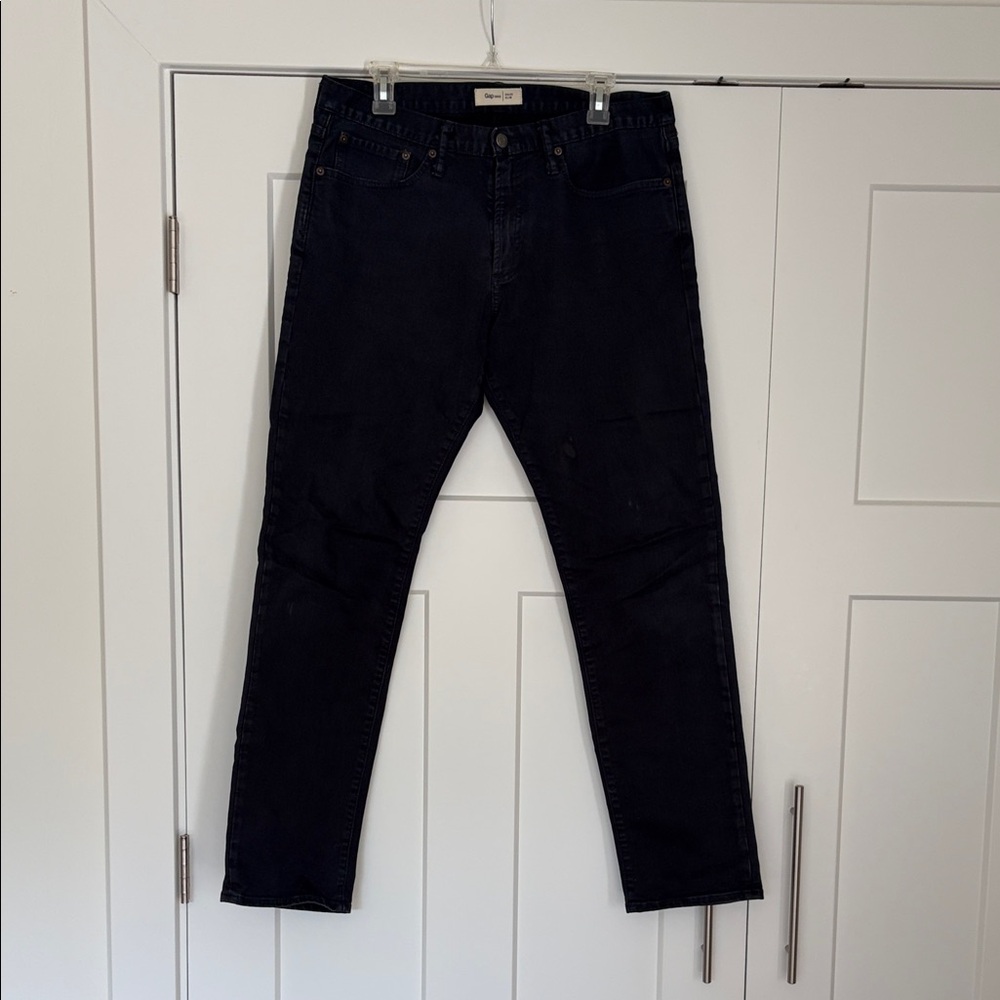 GAP Men's Slim Straight Jeans